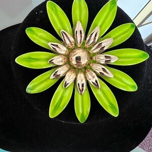 Sarah Coventry Lime Green and Gold Flower Brooch